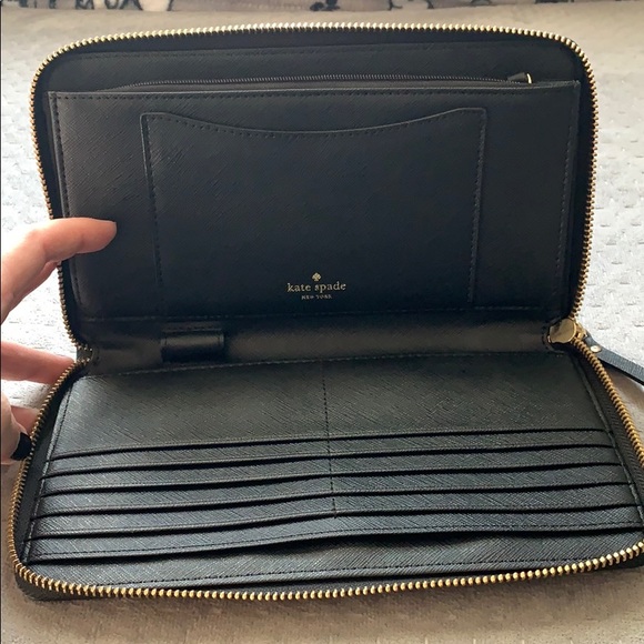 NWOT Kate Spade wallet - Picture 5 of 6